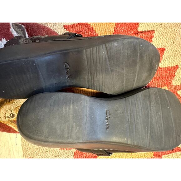 Collection by clarks Leather Black Mules/Clogs Size 9.5 - Picture 2 of 4